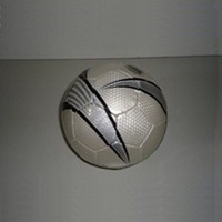 BOLA DE FUTEBOL DE CAMPO COM GUIZO